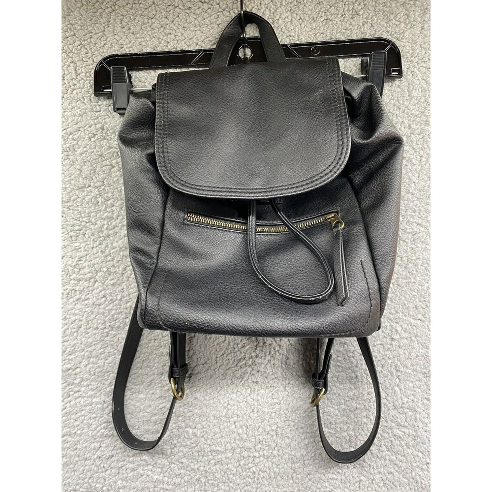 Universal Thread Mini Black Backpack Purse